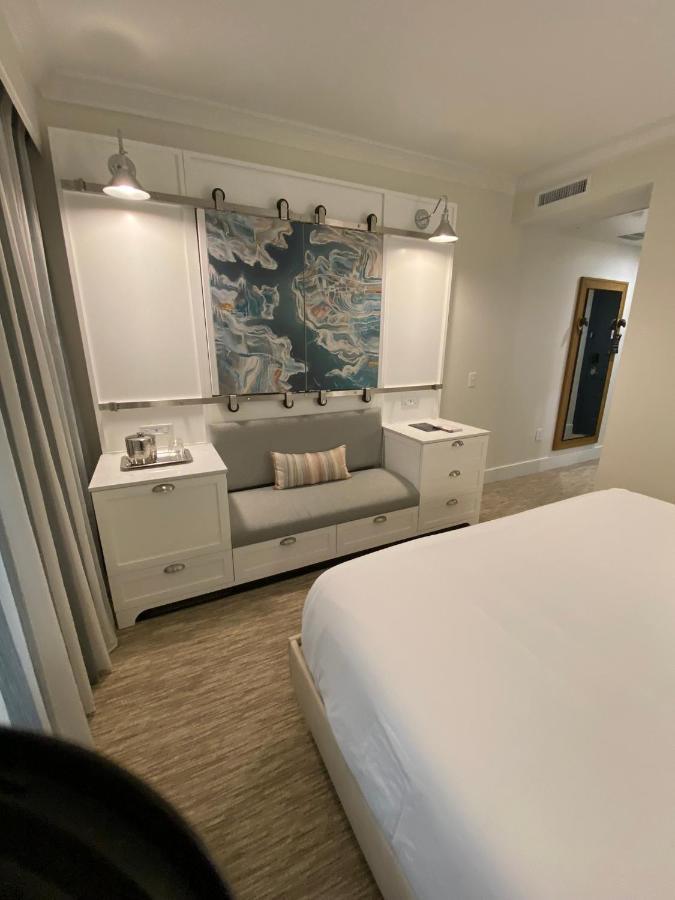 The Shepherd Hotel Downtown Клемсон Екстер'єр фото
